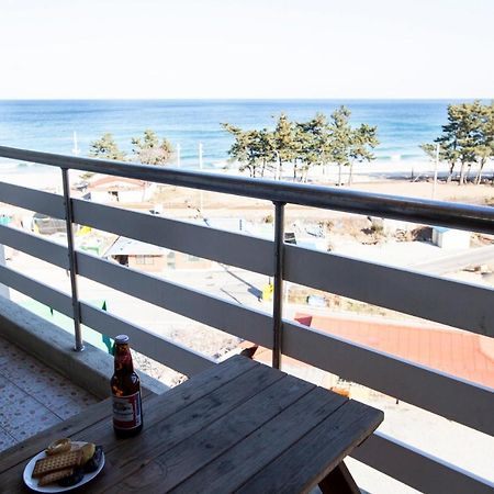 Dawoo Resortel Gangneung Esterno foto