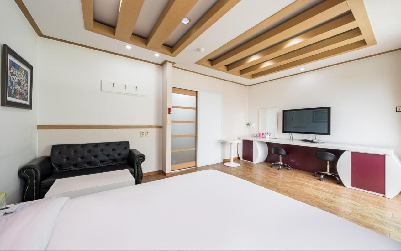 Dawoo Resortel Gangneung Esterno foto