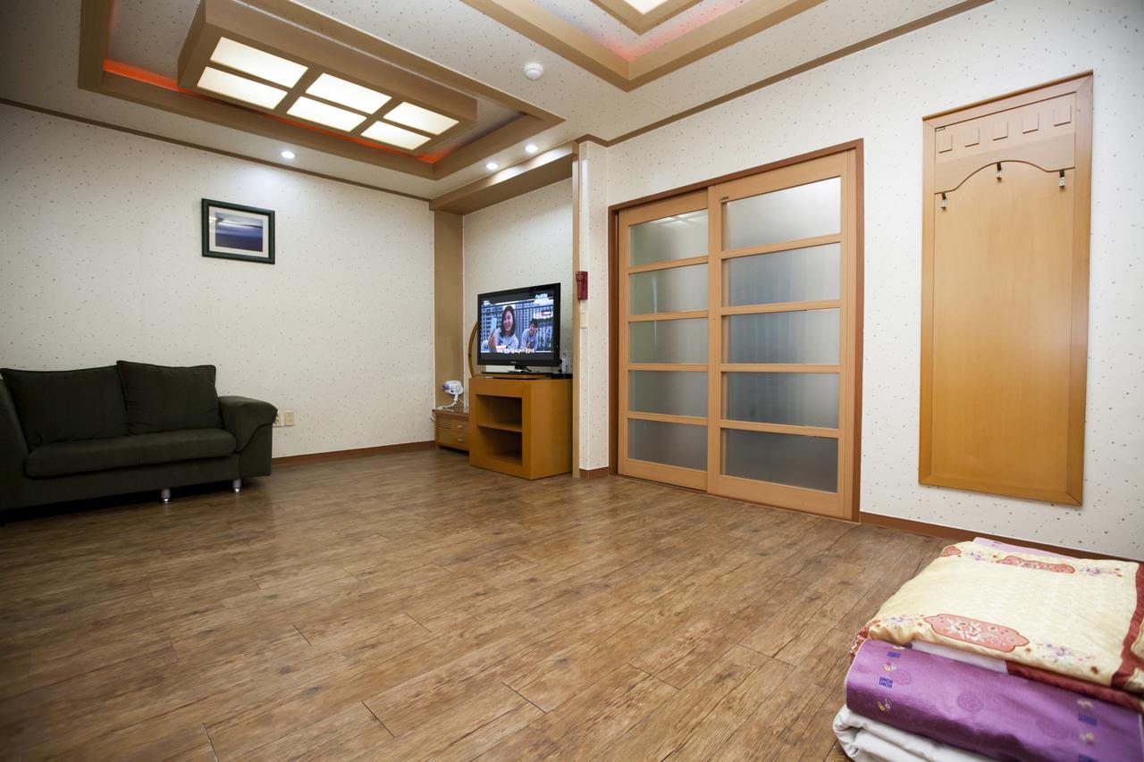 Dawoo Resortel Gangneung Esterno foto