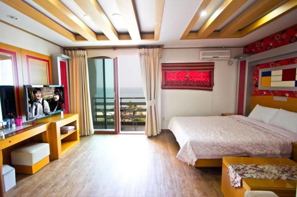 Dawoo Resortel Gangneung Esterno foto