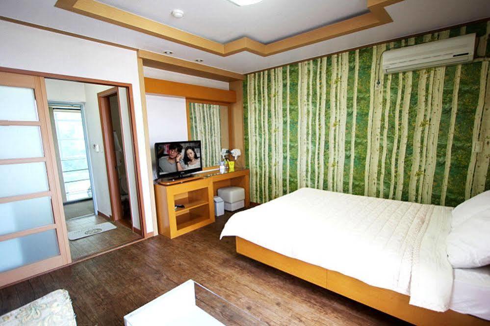 Dawoo Resortel Gangneung Esterno foto