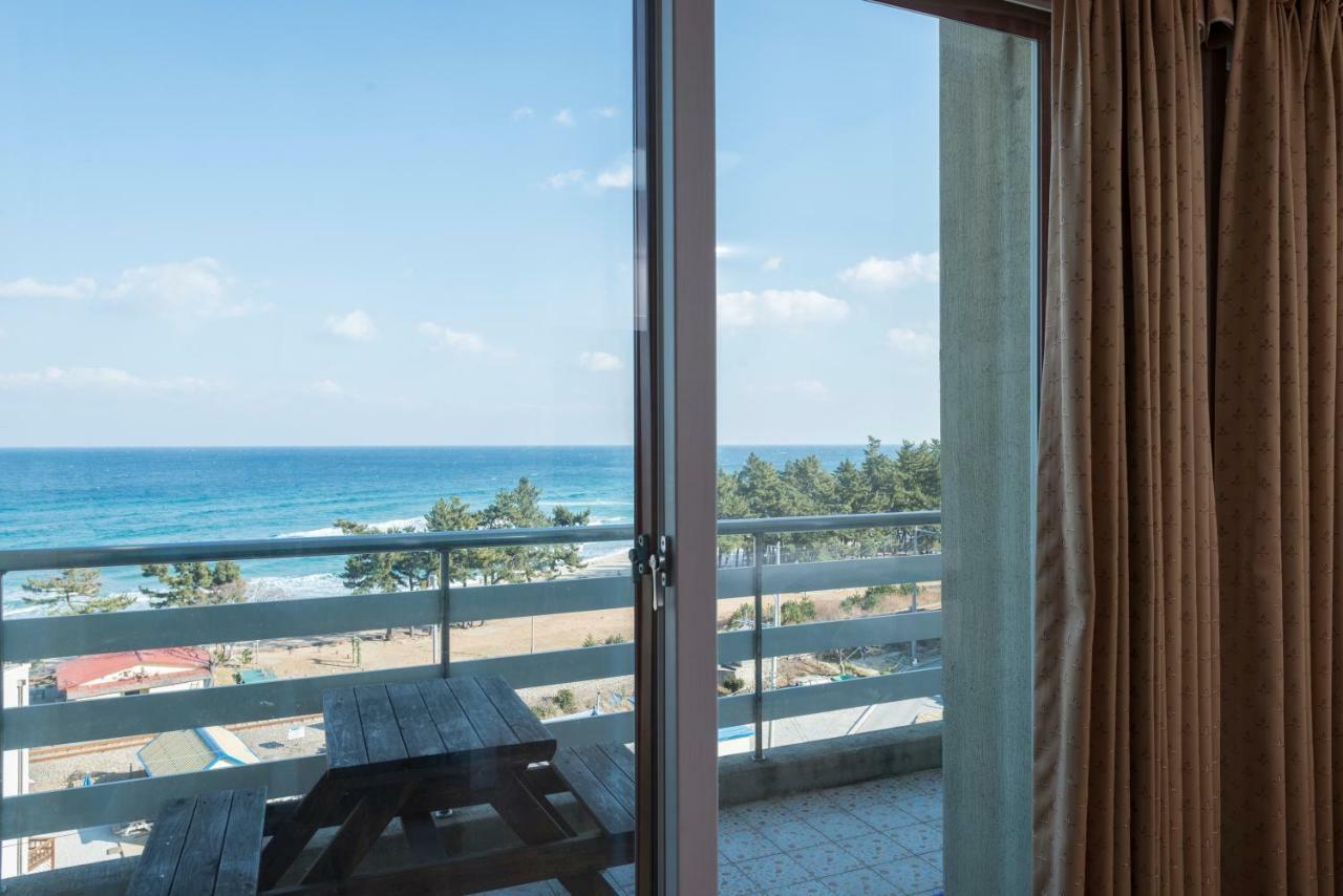 Dawoo Resortel Gangneung Esterno foto