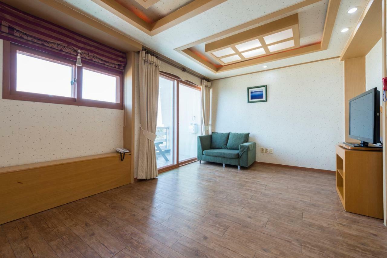 Dawoo Resortel Gangneung Esterno foto